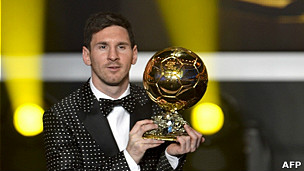 Lionel Messi recibó hace unos días su cuarto Balón de Oro consecutivo.