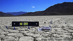 Investigaciones han apuntado que el fenómeno tiene que ver con el viento, el barro y el hielo presentes en la zona.