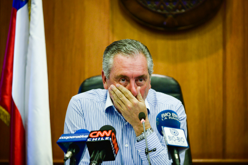 1 SEPTIEMBRE de 2015/ SANTIAGO El alcalde de Ñuñoa Pedro Sabat, anuncia su futura renuncia la cual se espera dentro del mes de Septiembre, esto en el consejo municipal de Ñuñoa.   FOTO: PABLO ROJAS MADARIAGA/AGENCIAUNO