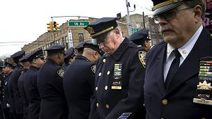 Las relaciones entre la policía y los ciudadanos en lugares como Nueva York se han visto enturbiadas.