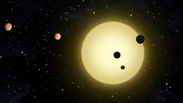 Astrobiólogo: "Es enorme el número de planetas y lunas potencialmente habitables"