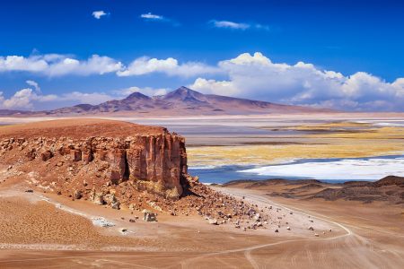 La historia geológica guardada bajo los salares del norte de Chile