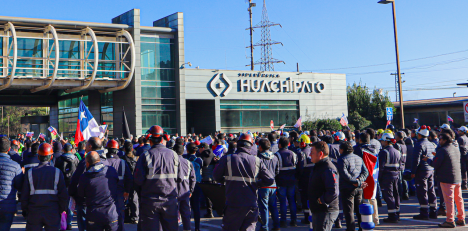CUT llama al Gobierno a "dejar su indolencia" con los trabajadores de Huachipato