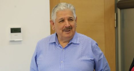 Alcalde de Cunco acusado de 4 abusos sexuales a funcionarias quedó con arresto domiciliario