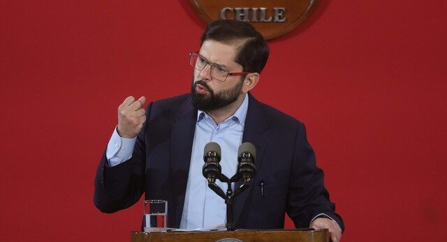 Presidente Boric manda nota de protesta por dichos de Bullrich sobre Hezbollah en Chile