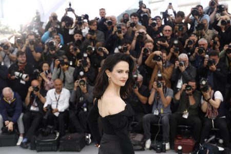 El #MeToo protagoniza la apertura de la 77 edición del Festival de Cannes