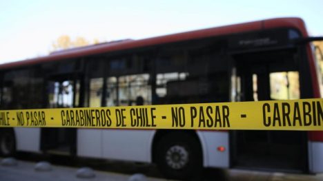 Viuda pide justicia por chofer fallecido tras sufrir ACV y linchamiento de pasajeros en Renca