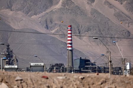 Cámara Minera de Chile manifiesta "profunda preocupación" por cierre de dos fundiciones