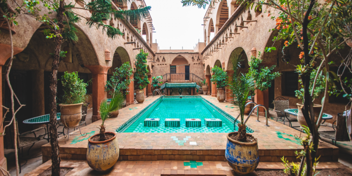 Riads en Marrakech: entre la tradición arquitectónica y el auge del turismo internacional