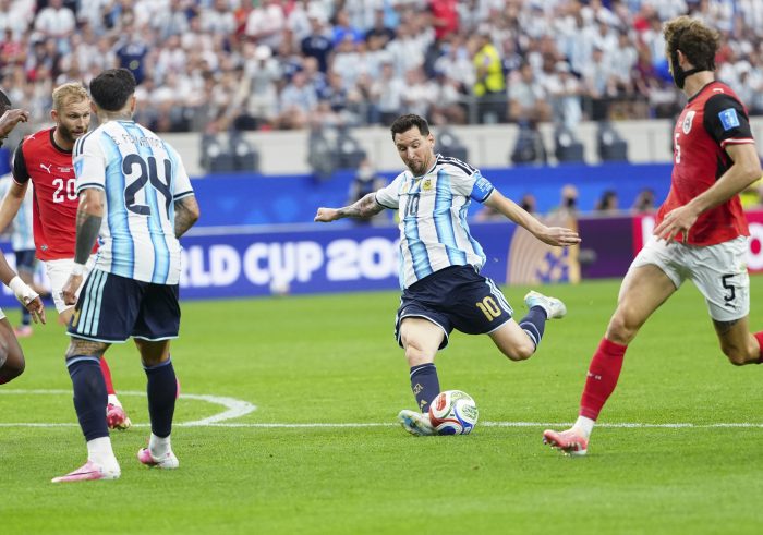 El Mundial del 10: Argentina gana 2 a 0 a Austria y Messi se convierte en goleador histórico