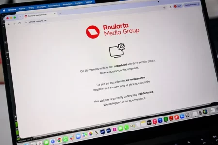 Sitios de Europa, como el de la empresa de medios belga Roularta, tuvieron que desactivar su acceso.