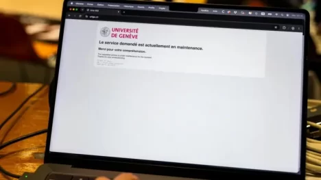 Sitios web como el de la Universidad de Ginebra fueron desconectados el miércoles.