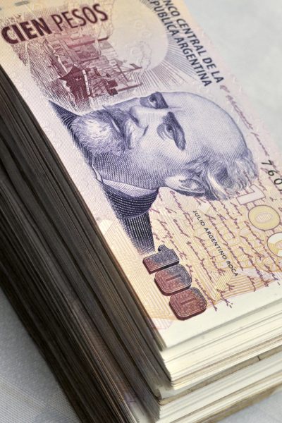 Argentina rechaza decisión de MSCI; defiende valor del peso