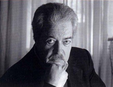Escritor Díaz Eterovic rinde homenaje a su colega José Miguel Varas a 10 años de su muerte