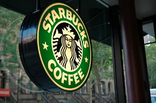 Starbucks subvencionará estudios universitarios para sus empleados en EE.UU.