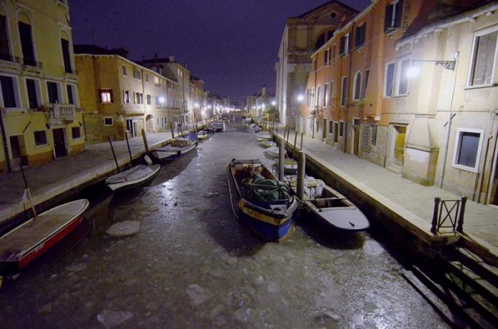 Inundaciones en Venecia están a punto de llegar a su récord histórico