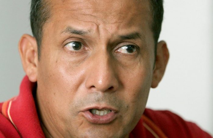 Ollanta Humala designa a nuevos ministros tras renuncia de todo su gabinete
