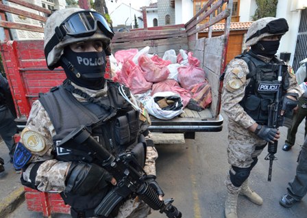 Policía boliviana decomisa dos toneladas de uranio en un edificio en La Paz
