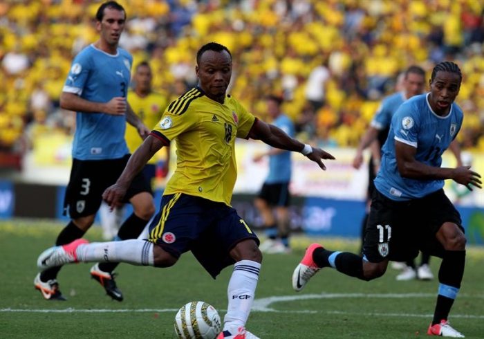 Selección de Colombia golea 4-0 a Uruguay y llega crecida para el duelo con Chile