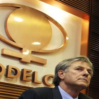 Coletazos de la crisis europea tocan a Codelco: minera rebaja el “premium” que cobra a clientes europeos para incentivar demanda