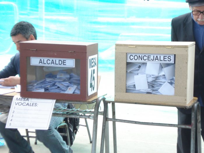 Votantes jóvenes aumentarían más de 60% pese a baja inclusión de candidatos sub 35