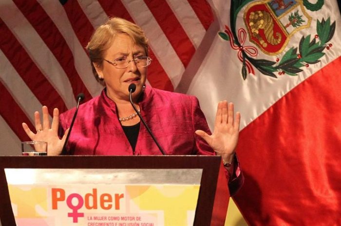 Melero reconoce “sobrerreacción” de todos los sectores tras sorpresiva visita de Bachelet