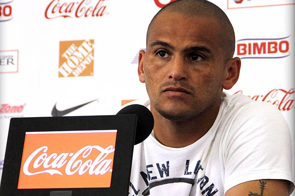 Fútbol: Humberto Suazo ‘muy contento’ por recuperación y posible reaparición ante Pachuca