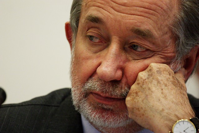 Novoa le quita el piso a Ubilla y pide responsabilidades políticas por caso sobreprecios