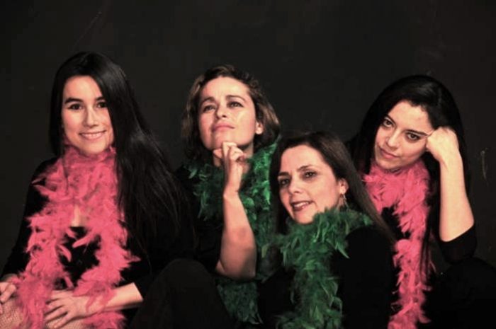 Mujeres condenadas se toman las tablas en el Teatro La Olla