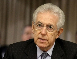 Berlusconi dice que si Monti acepta liderar a moderados él da un paso atrás