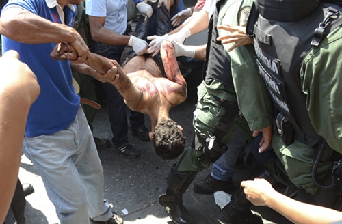 Venezuela: Al menos 50 muertos en motín carcelario