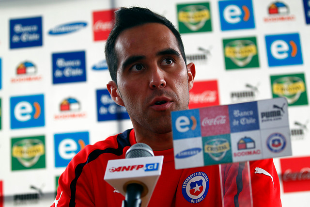 Claudio Bravo: ‘En Sudamérica nos perdieron el respeto que nos tenían con Marcelo Bielsa’