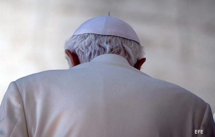 Benedicto XVI ¿Un Papa derrotado?