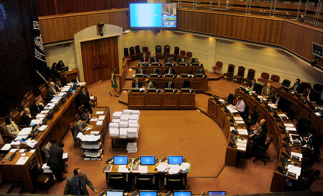 Mayoría apoya una asamblea constituyente a través del “senador virtual”