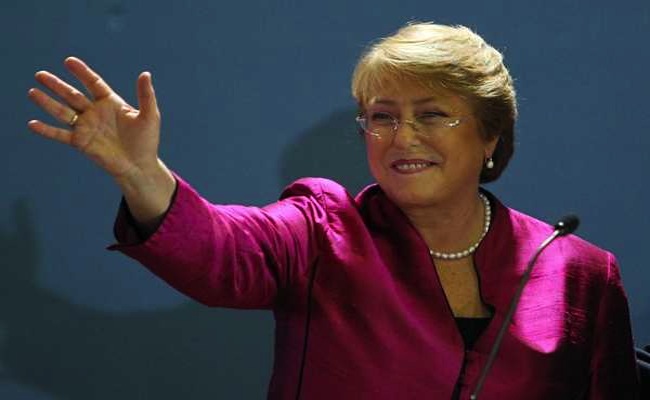 Primera promesa de campaña de Bachelet: fin al lucro y educación gratis