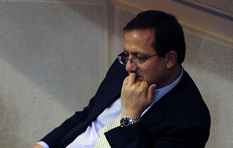 Senado reanuda sesión para resolver acusación contra Beyer y la atención se centra en Hosaín Sabag