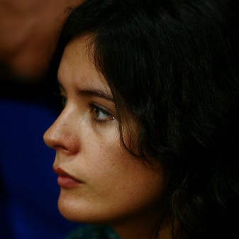 Camila Vallejo sí va por La Florida
