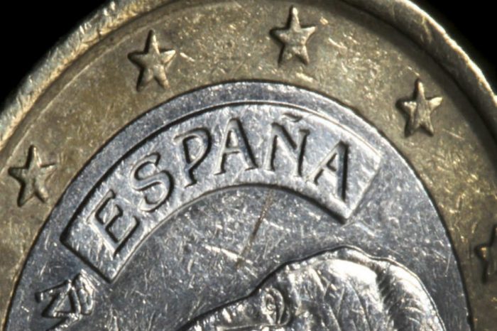 Economía española cayó el 0,5 % en el primer trimestre de 2013