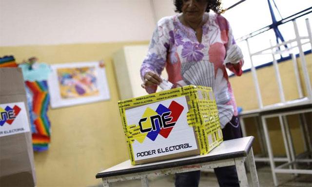 Poder electoral venezolano autoriza la auditoría del 100 % de los votos