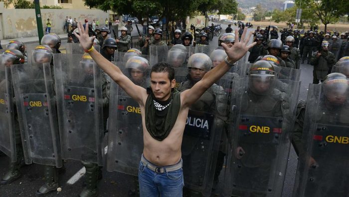 Líderes de Unasur se reunirán de urgencia en Lima por tema de Venezuela