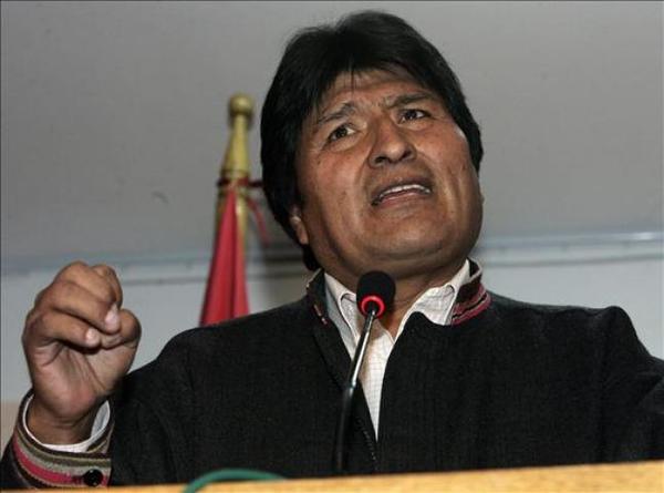 Evo Morales acusa a Estados Unidos de gestar un golpe de Estado contra Maduro
