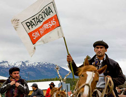 Vocera de «Patagonia sin Represas» dice que respaldo de Piñera a HidroAysén es «explícito»