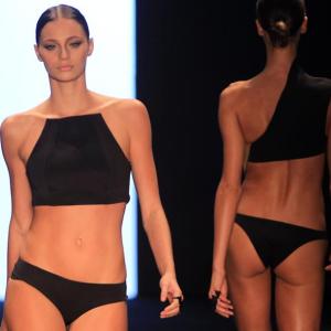 Biquinis de neopreno y pechos descubiertos en la Fashion Rio