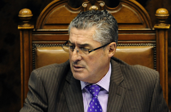 Pizarro advierte que el Senado no aceptará «violaciones a la Constitución o tergiversación de lo que dicen claramente las leyes»