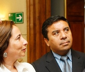 Alejandra Sepúlveda dice que Velásquez consiguió votos de la derecha a cambio de rechazar acusación contra Beyer