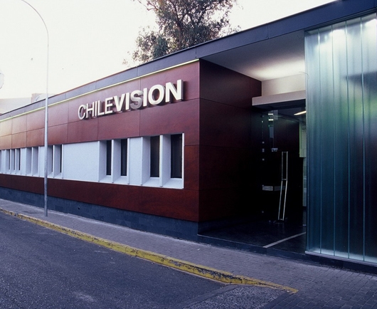 Piden investigar a Chilevisión por difundir imágenes de los rostros de víctimas en caso Heidi