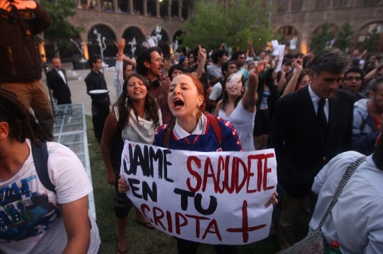 Corte Suprema respalda sanción a estudiantes que funaron aniversario de Fundación Jaime Guzmán