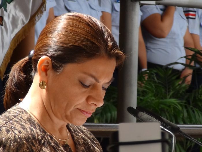 Costa Rica: el avión que puso en aprietos a la presidenta Laura Chinchilla