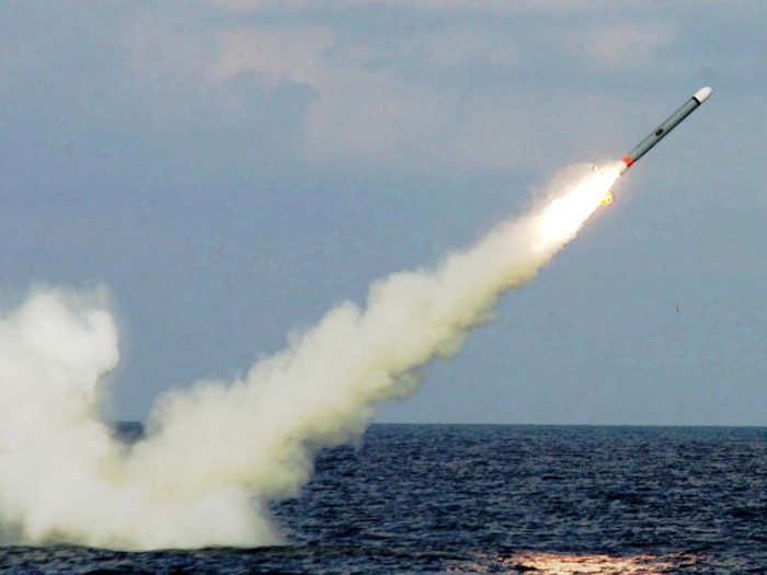 Corea del Norte retira dos misiles de plataforma de lanzamiento, según EE.UU.