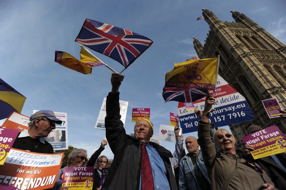 Fuerte avance de partido antieuropeo en elecciones locales en Inglaterra